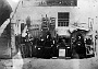 il negozio di mobili negli anni 20, sito in via dei Soncin N.40, in seguito fiera del mobile in piazza dei Signori (Alessandro Splendori)